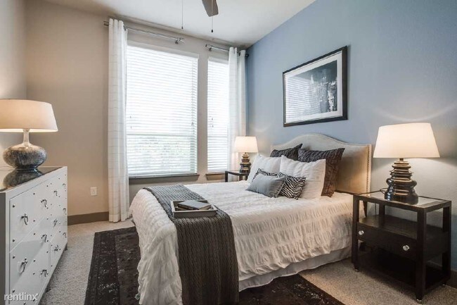 Foto del edificio - 1 br, 1 bath Apartment - 402 Pickford Dr 208