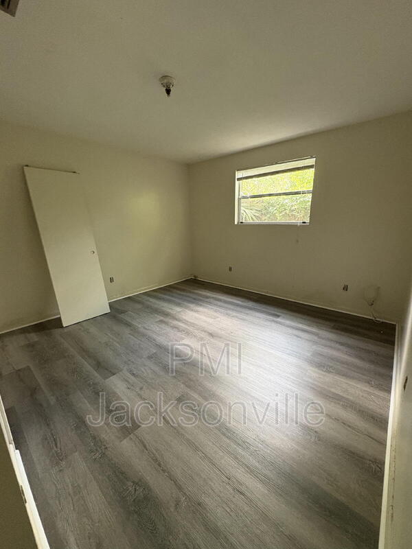 Foto del edificio - 5216 Seaboard Ave