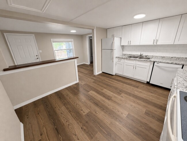 Foto del edificio - 3722 N 56th St