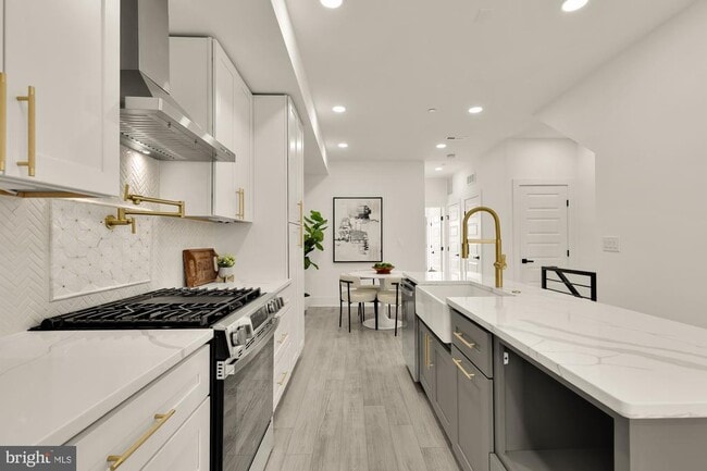 Foto del edificio - 231 S St NE