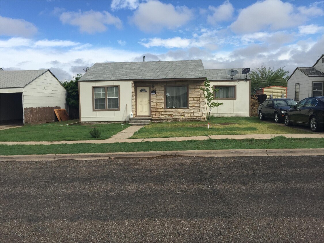1116 Smith St, Odessa, TX 79763 House Rental in Odessa, TX
