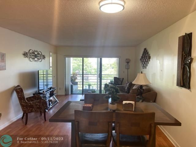 Foto del edificio - 2311 S Cypress Bend Dr