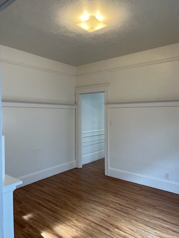 Foto del edificio - 4239 Telegraph Ave