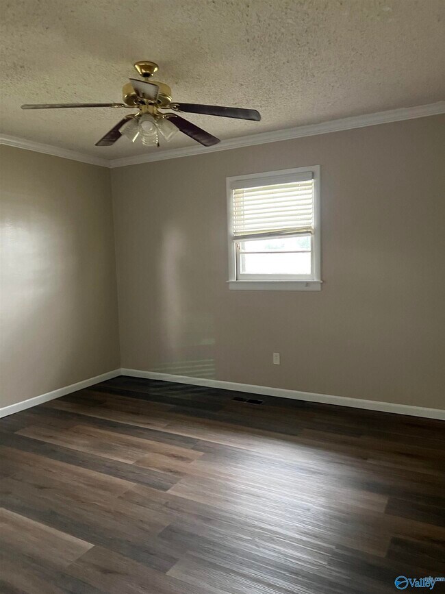 Foto del edificio - 26390 US Hwy 72 E