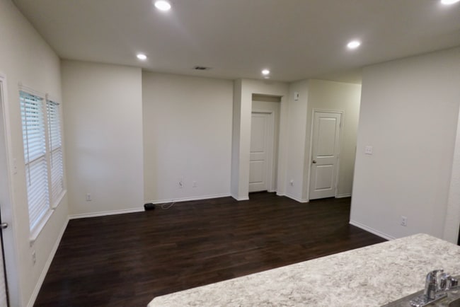 Building Photo - 3625 Cody Ln