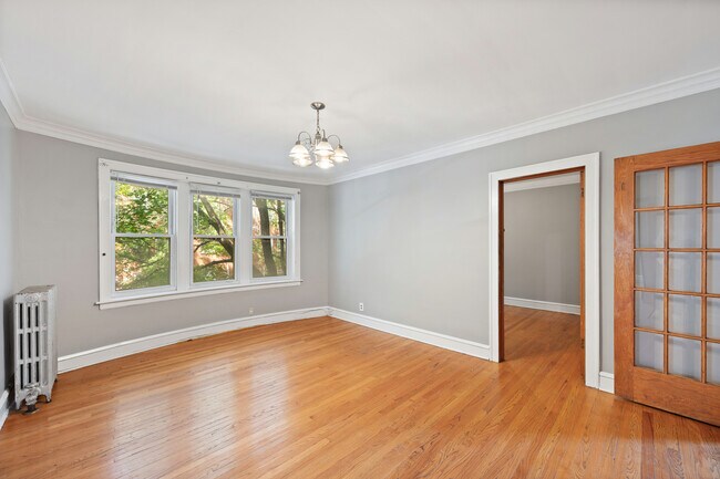 Building Photo - 5256 W Wolfram St