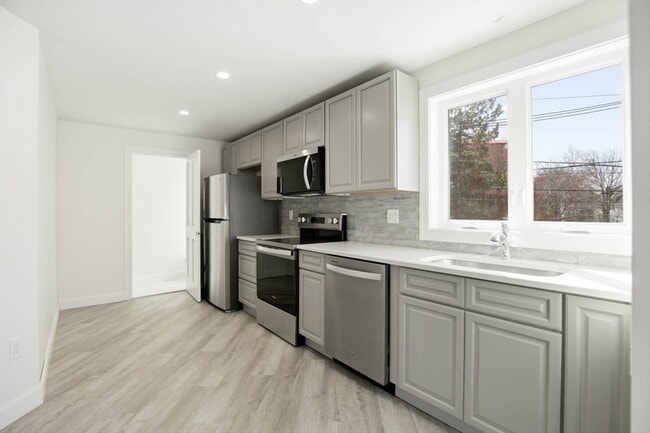 Photo - 23 Blake St House