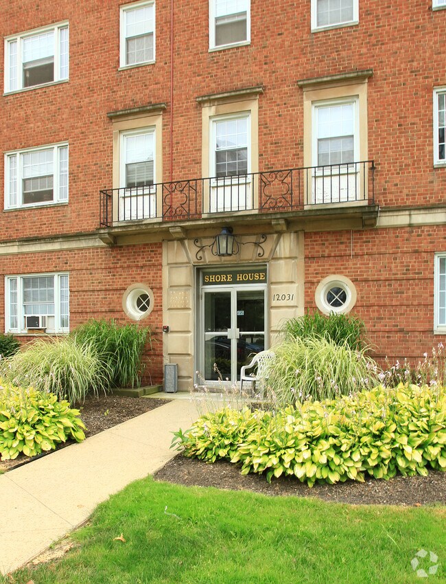Shorehouse Apartments Apartments Lakewood, OH