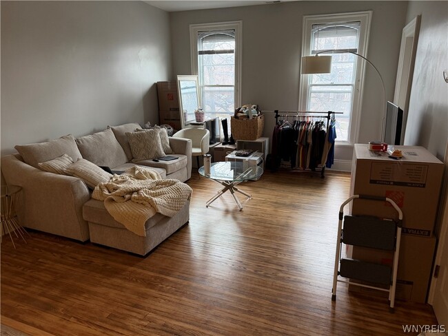 Foto del edificio - 370 Virginia St