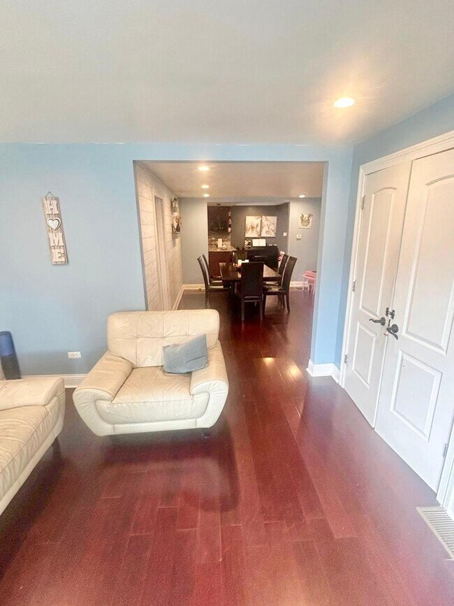 Foto del edificio - 3628 N Nordica Ave