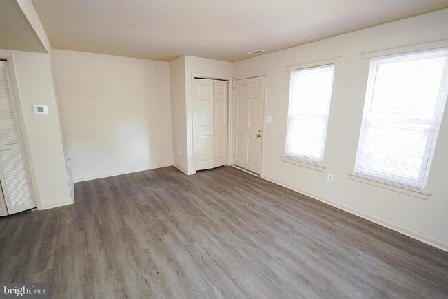 Foto del edificio - 726 Hemlock St