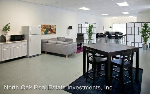 Building Photo - 1648 Cabrillo Ave