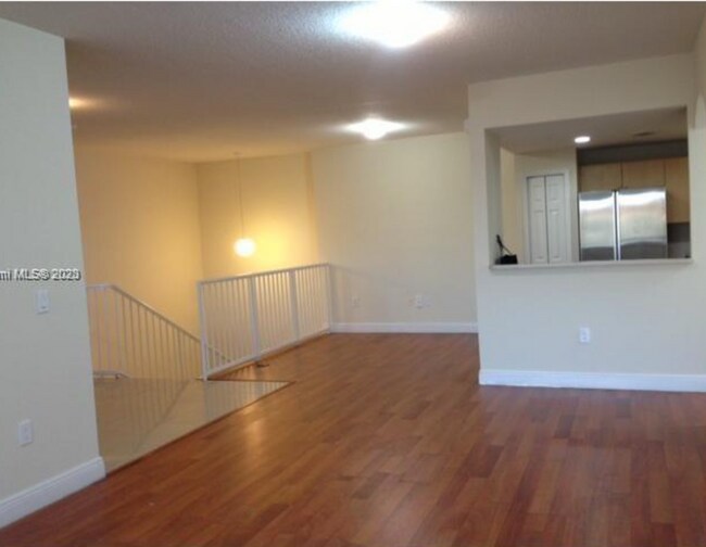Building Photo - 6740 NW 114th Ave