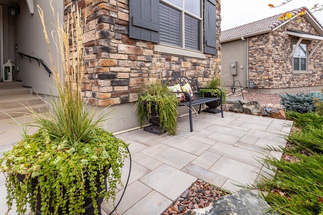 Foto del edificio - Stunning Flying Horse Patio Home with Stunning Views!!