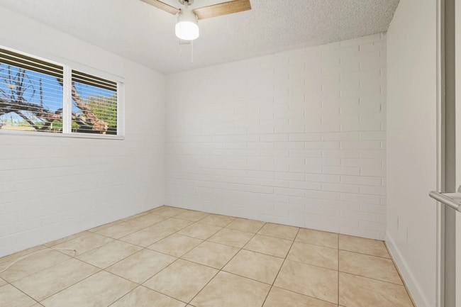 Building Photo - Riggs Circle