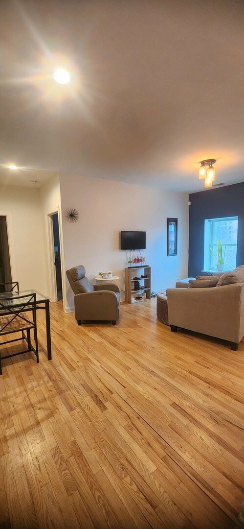 Foto del edificio - 6324 S Kimbark Ave