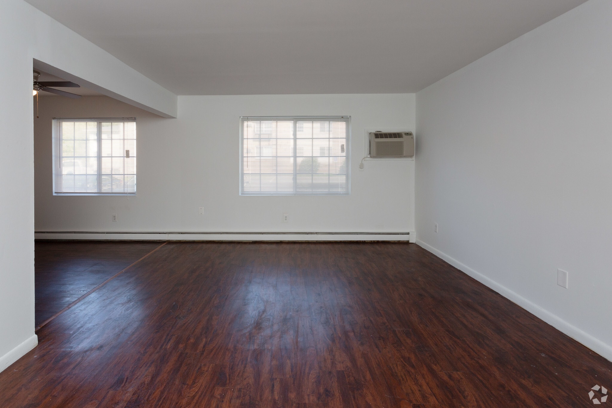 Southgate Apartments photo 2