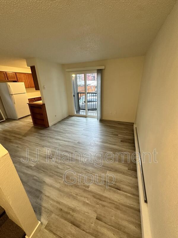 Foto del edificio - 1723 W 8th Ave