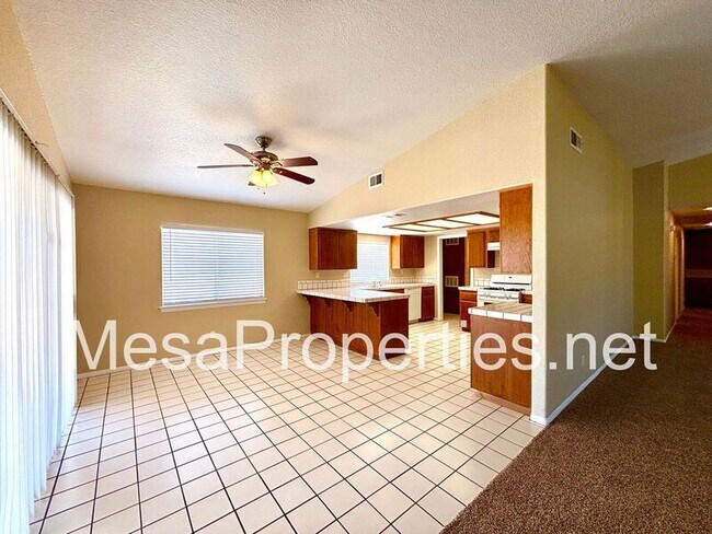 Foto del edificio - 11540 Mohawk Rd