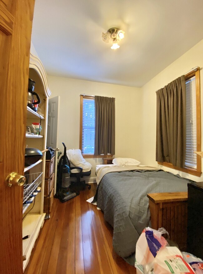 Building Photo - 15 Orkney Rd