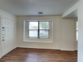 Building Photo - 9510 Juniper Pl Ct