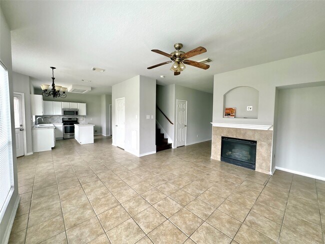 Foto del edificio - 15410 Fir Woods Ln
