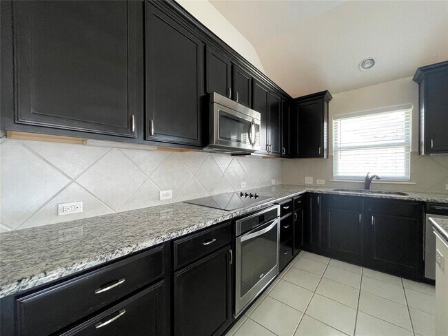 Foto del edificio - 709 N Emory Cove