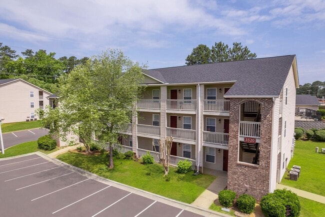 Building Photo - Carlson Bay Apartments