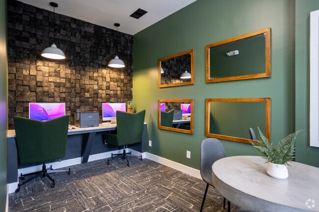 Community Business Center - Arrive Odenton North
