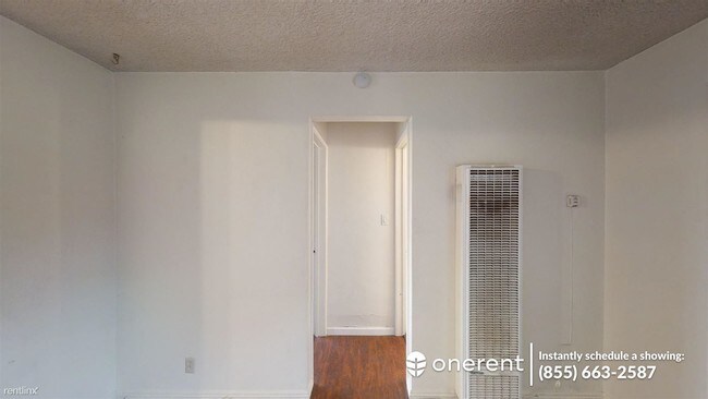 Foto del edificio - 5470 Camden St
