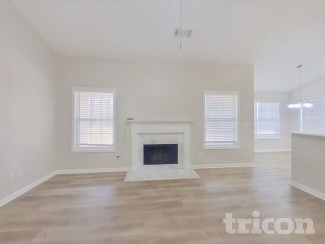 Building Photo - 20 Harvey Wood Dr