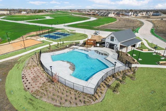 Building Photo - 1320 McCasland Dr
