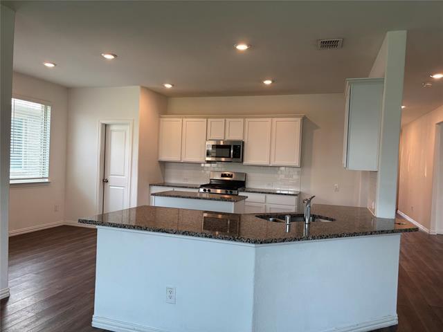 Building Photo - 5908 Pensby Dr