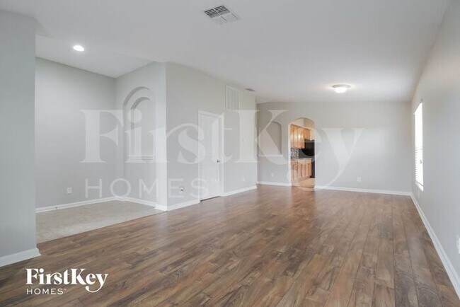 Foto del edificio - 5614 106th Ave E