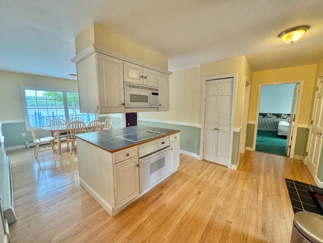 Foto del edificio - 152 Pond Shore Way