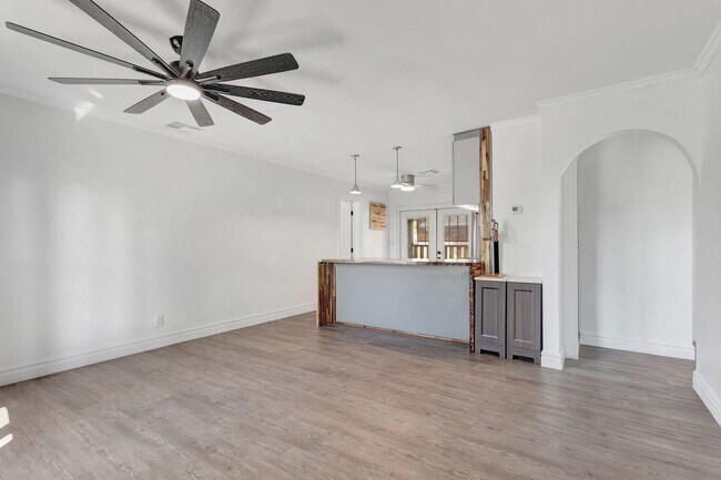 Foto del edificio - 1649 NE 31st St