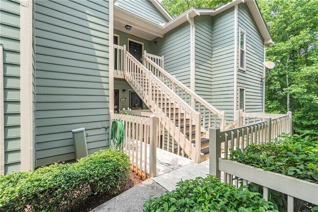 Foto del edificio - 3007 Canyon Point Cir