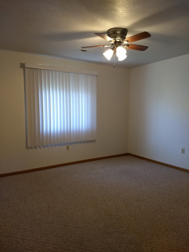 3404 Koenigstein Ave, Norfolk, NE 68701 Townhome Rentals in Norfolk