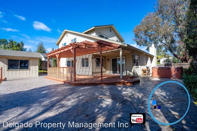 Building Photo - 4 br, 3.5 bath House - 140 East Seaview