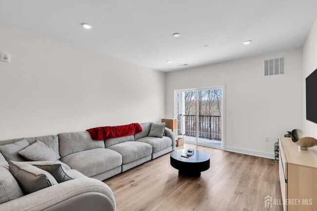 Foto del edificio - 30102 Radford Ct