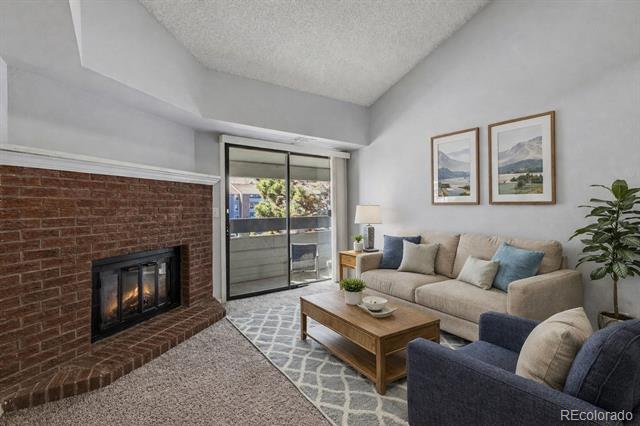 Foto del edificio - 14467 E 1st Dr