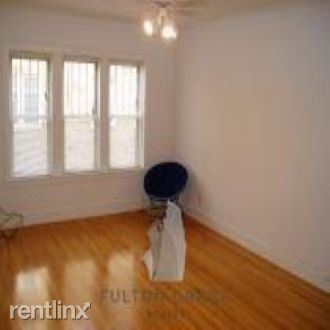 Building Photo - 4817 N Wolcott Ave