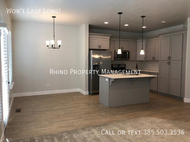 Building Photo - 4151 River Shade Ln