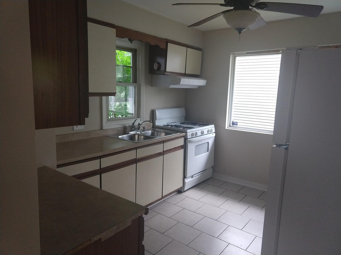 Foto principal - 222 Longview Terrace