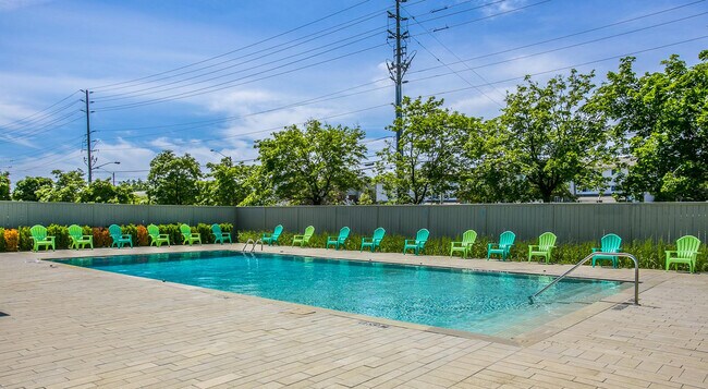 Building Photo - Braemar Place