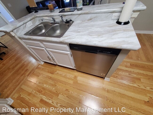 Building Photo - 2 br, 2 bath House - 11561 Villa Grand #71...