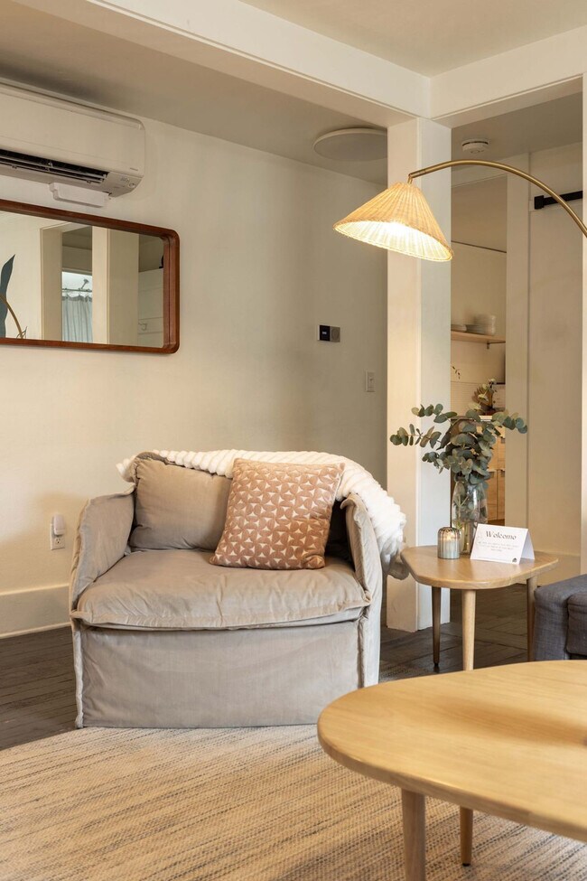 Foto del edificio - 522 W Franklin St