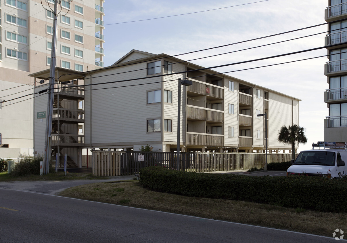 Primary Photo - Crescent Villas