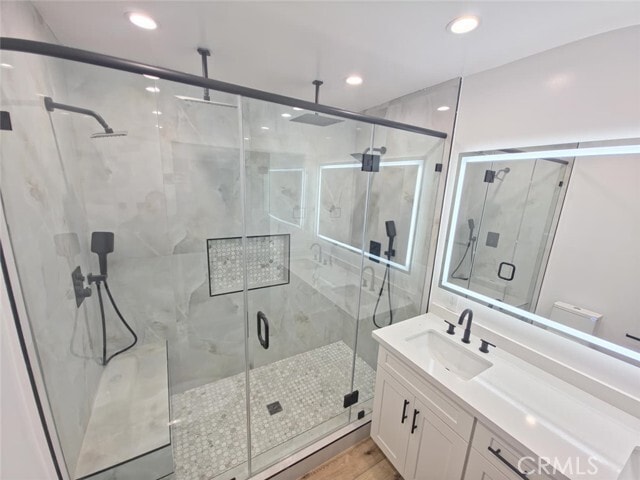 Foto del edificio - 7333 Vanalden Ave