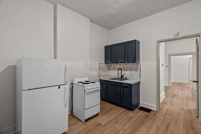 Foto del edificio - 4427 S 38th St